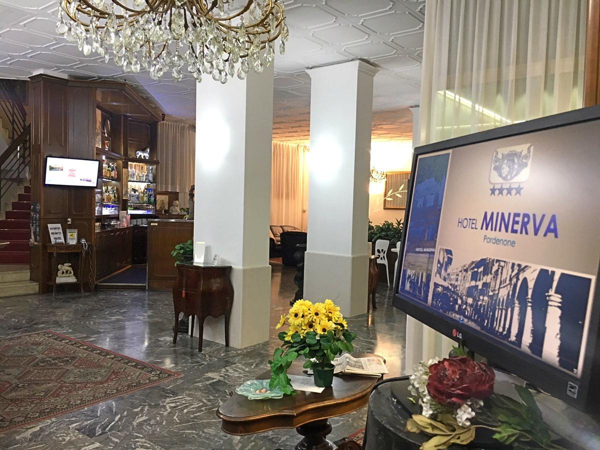 Hotel Minerva Порденоне Экстерьер фото